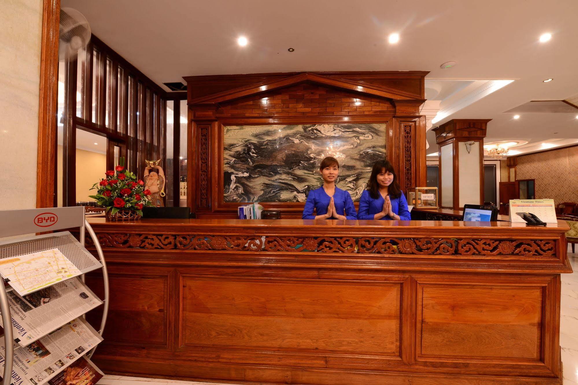 Vientiane Golden Sun Hotel Exterior foto